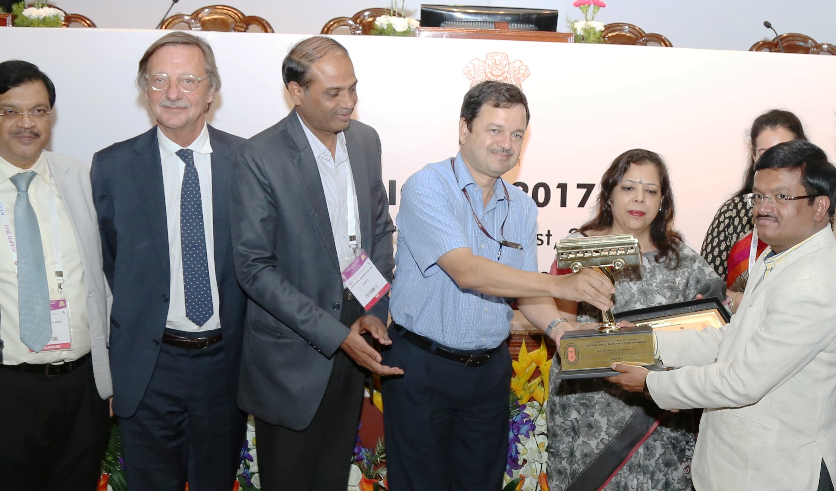 ಕೆಎಸ್ಸಾರ್ಟಿಸಿಗೆ ‘ಶ್ರೇಷ್ಠತಾ ಪ್ರಶಸ್ತಿ’ ಗರಿ